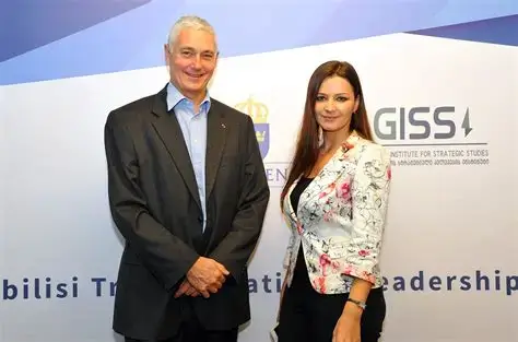 Michel Yakovleff épouse